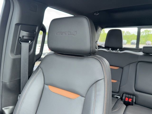 Used 2025 GMC Sierra 2500 AT4 w/ AT4 Premium Plus Package AWD/4WD image 62