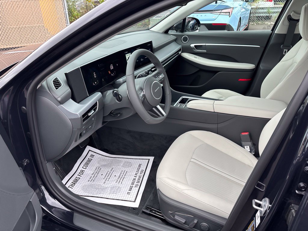New 2026 Hyundai Sonata SEL AWD/4WD image 11