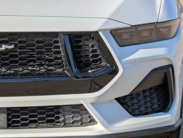 Used 2025 Ford Mustang GT RWD image 8