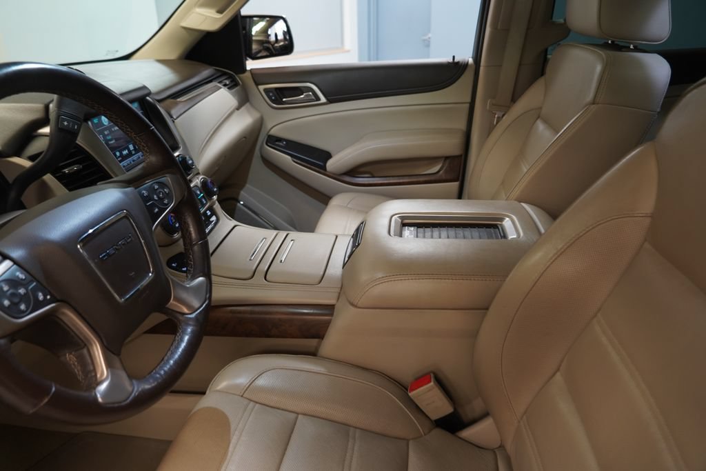 Certified 2018 GMC Yukon Denali w/ Open Road Package AWD/4WD image 8
