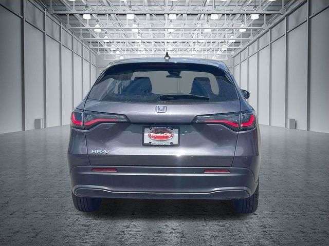 Used 2023 Honda HR-V LX image 8