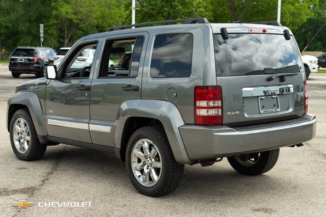 Used 2012 Jeep Liberty Sport AWD/4WD image 9