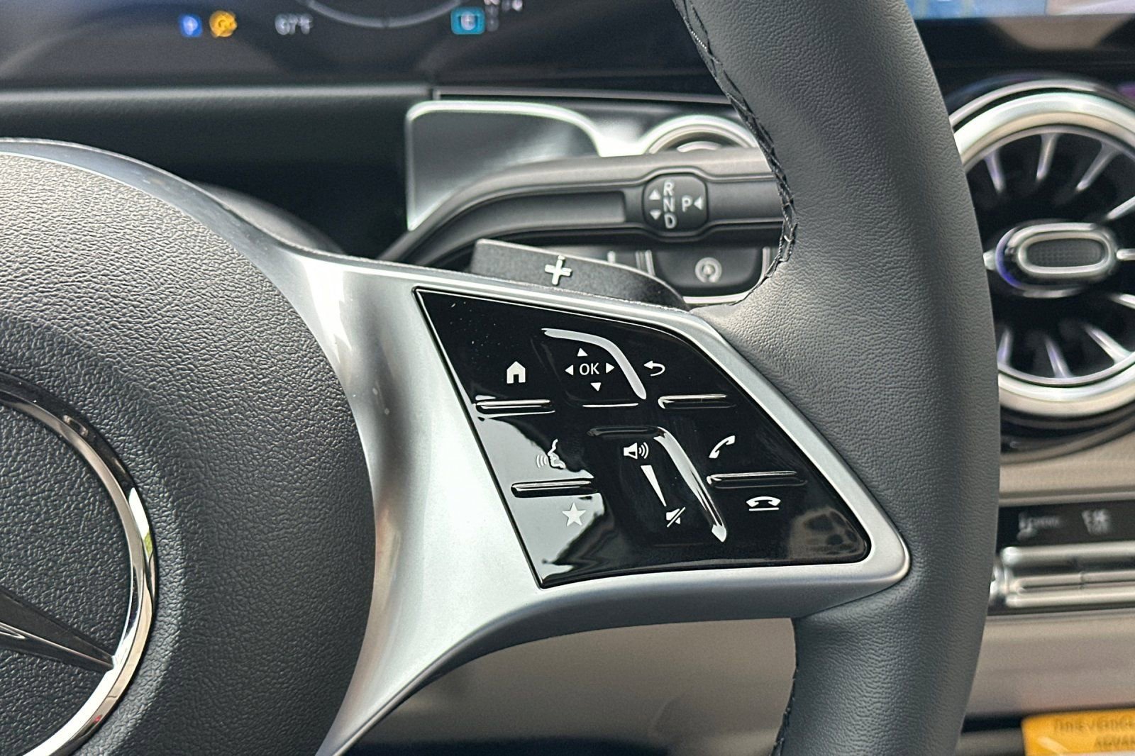 New 2026 Mercedes-Benz GLB 250 image 26