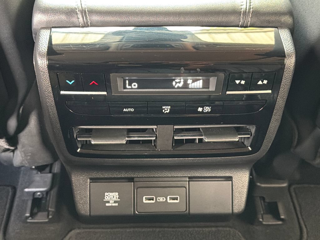 Used 2024 Acura MDX w/ Technology Package FWD image 10