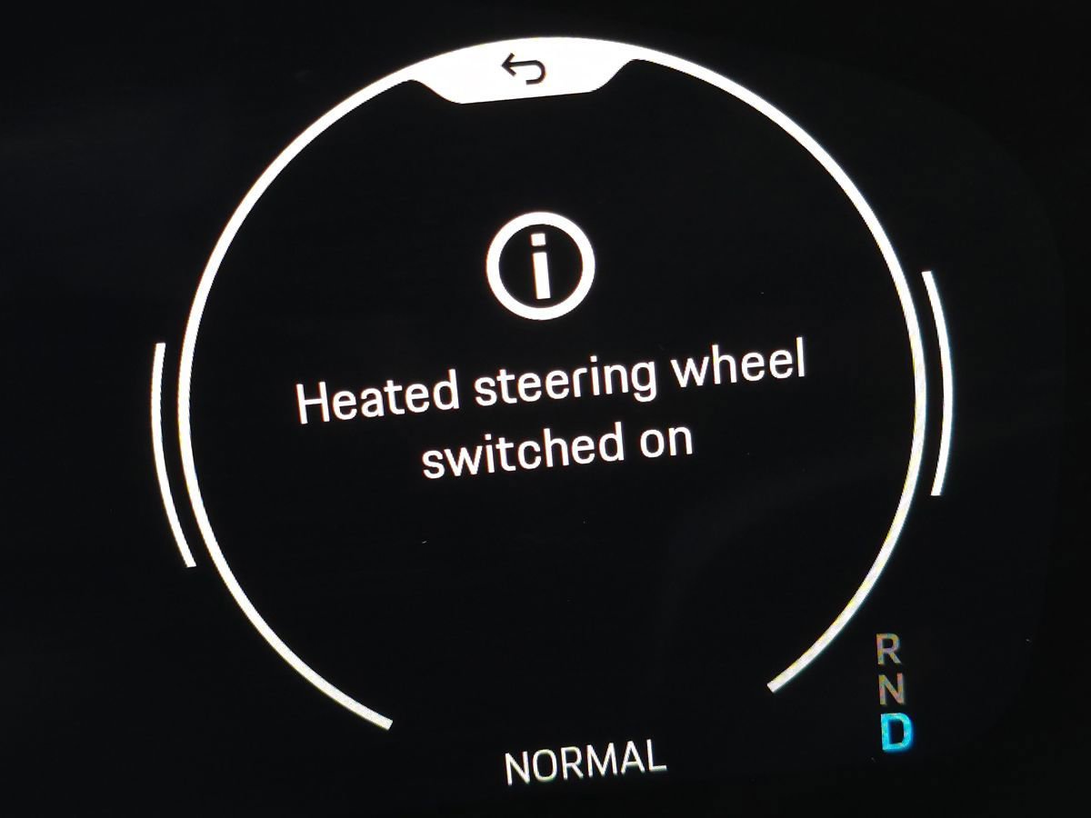 Used 2024 Porsche Macan 4 Electric AWD/4WD image 34
