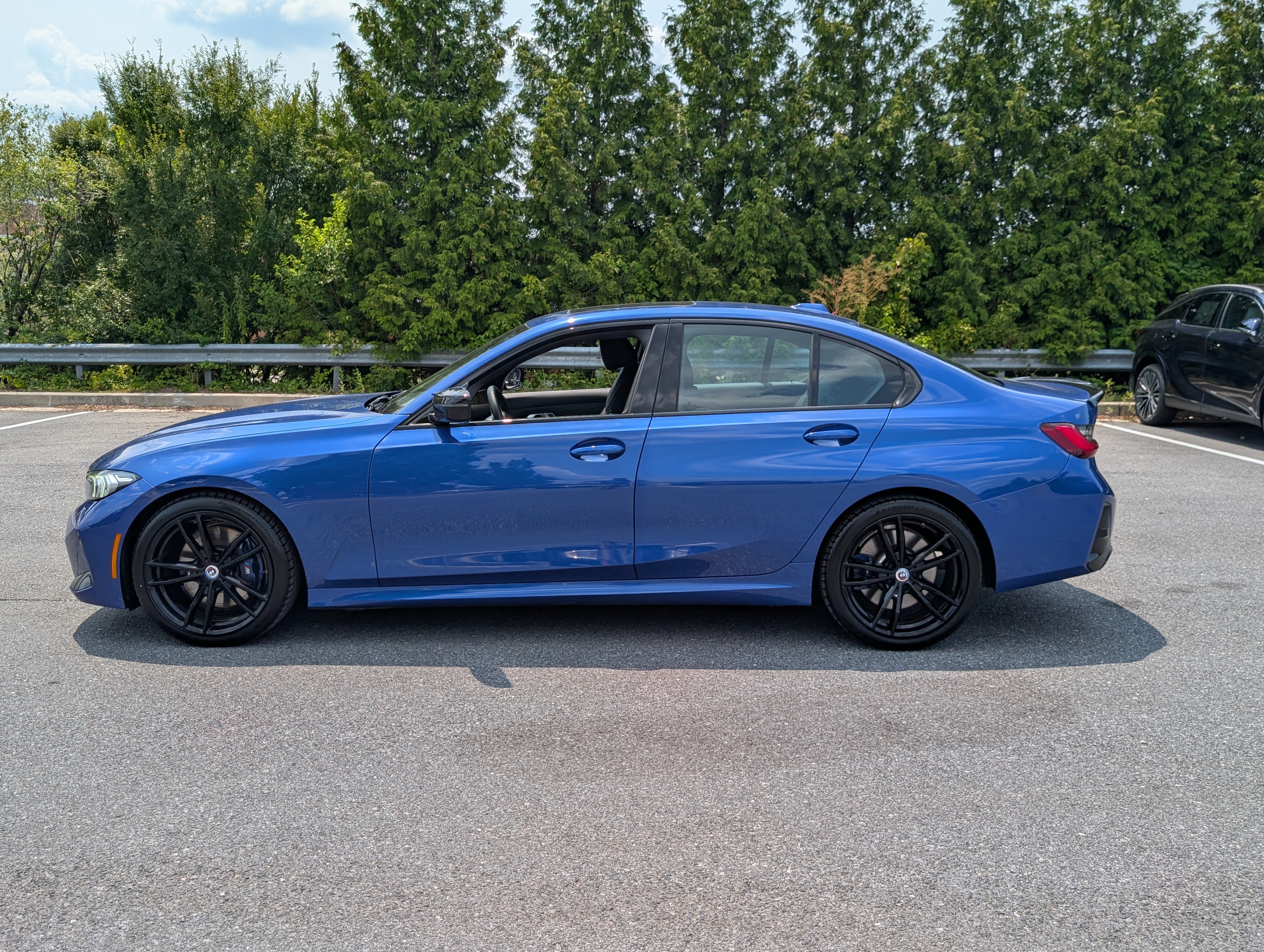 Used 2023 BMW M340i w/ Driving Assistance Package RWD image 6