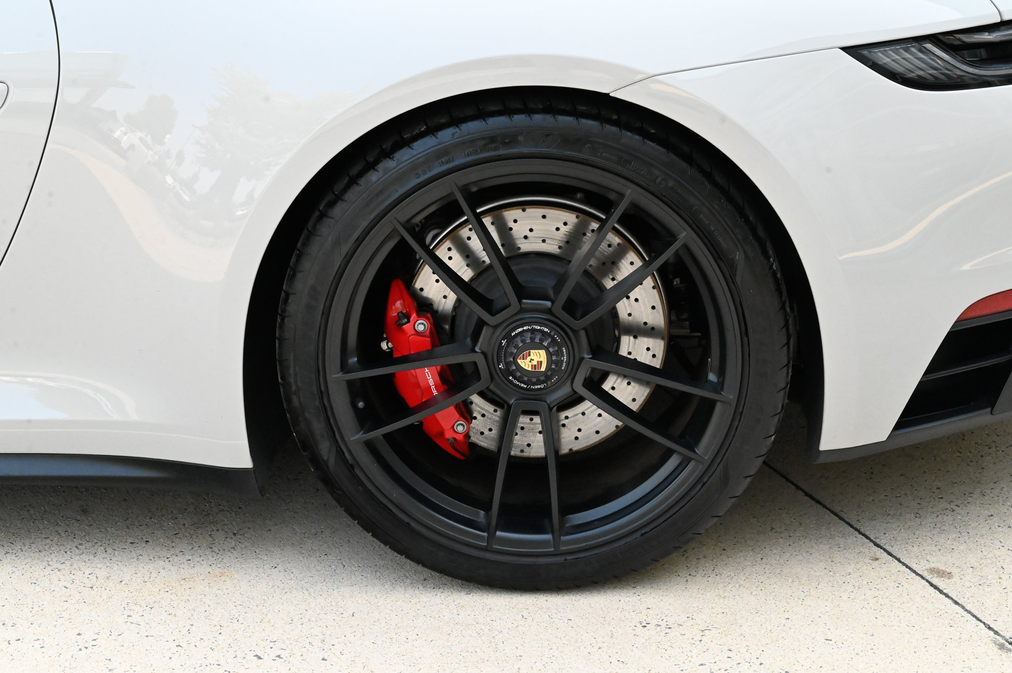 Used 2024 Porsche 911 Carrera GTS RWD image 10