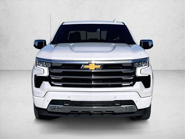 Used 2023 Chevrolet Silverado 1500 High Country RWD image 3