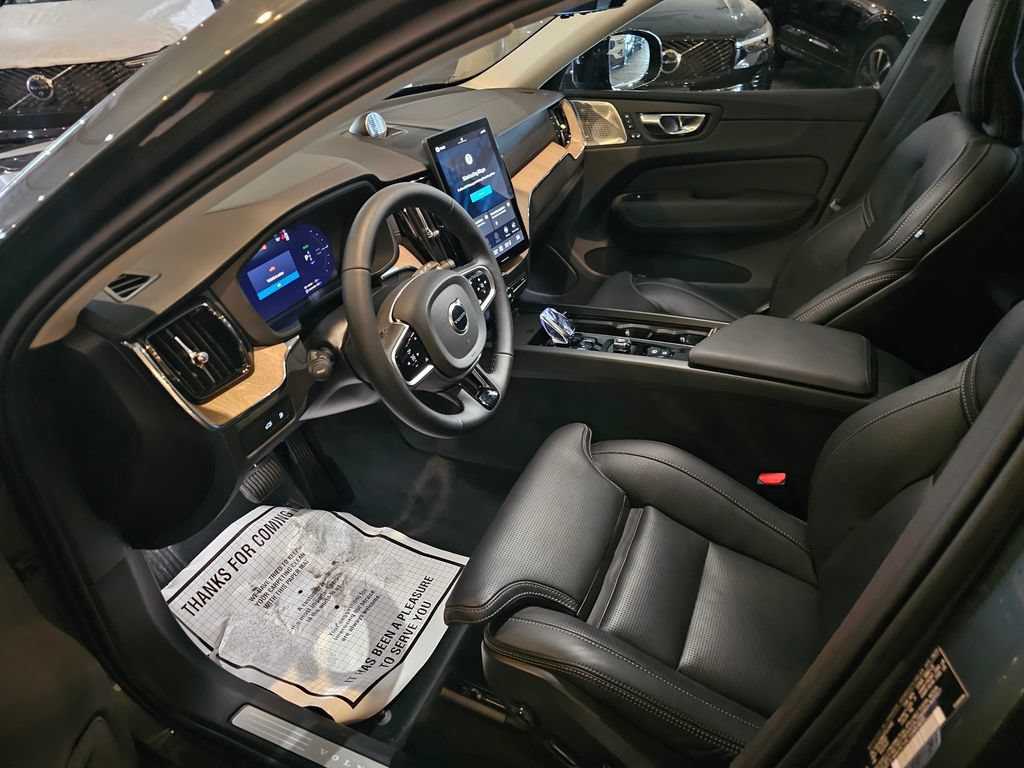 Certified 2026 Volvo XC60 T8 Ultra AWD/4WD image 18