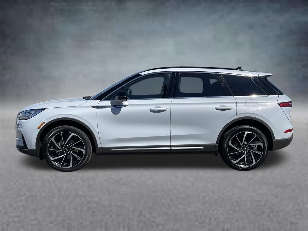 New 2026 Lincoln Corsair Reserve image 2