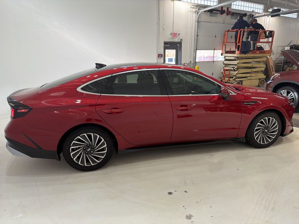 Certified 2025 Hyundai Sonata Limited image 7