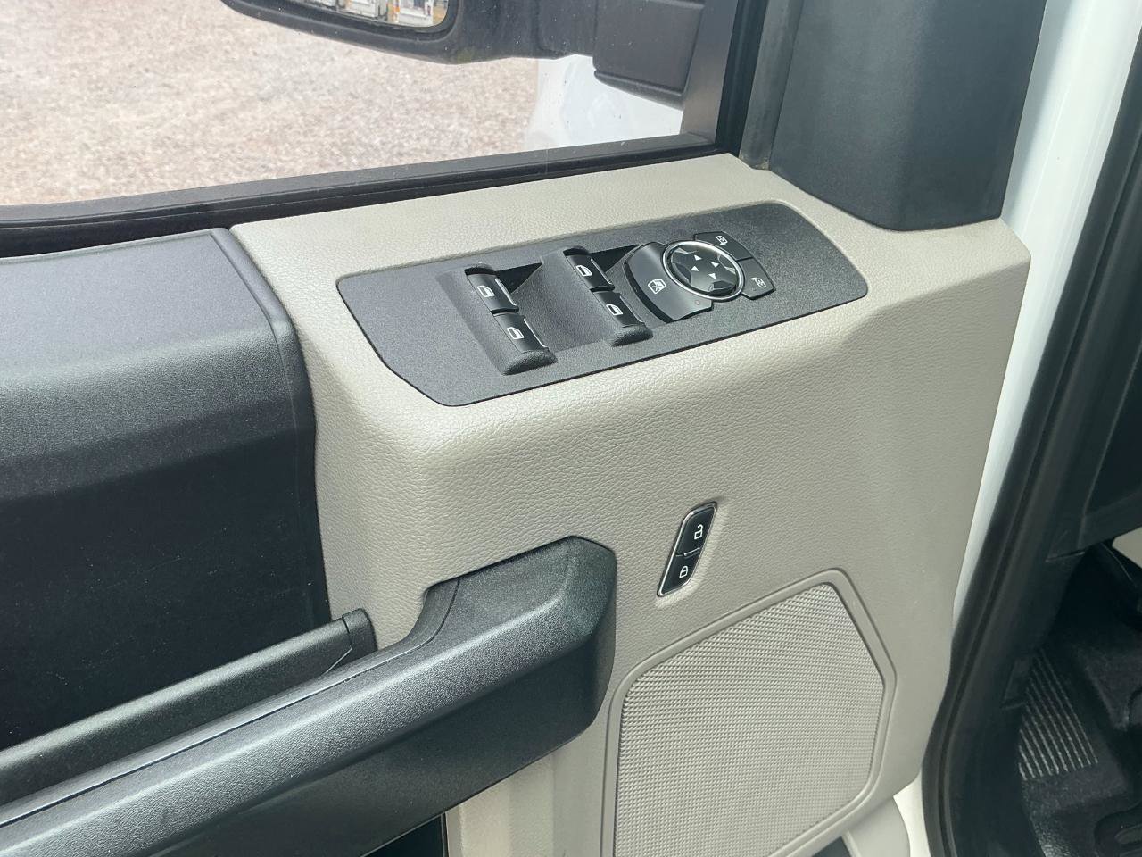 Used 2020 Ford F250 XL w/ Power Equipment Group AWD/4WD image 9
