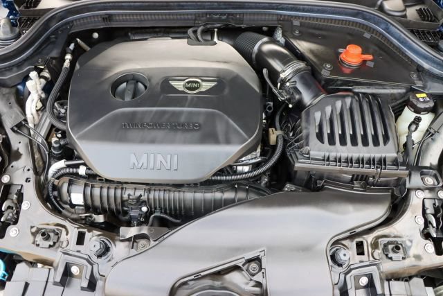 Used 2017 MINI Cooper S image 39