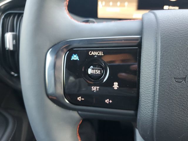 Certified 2025 Nissan Armada PRO-4X image 16