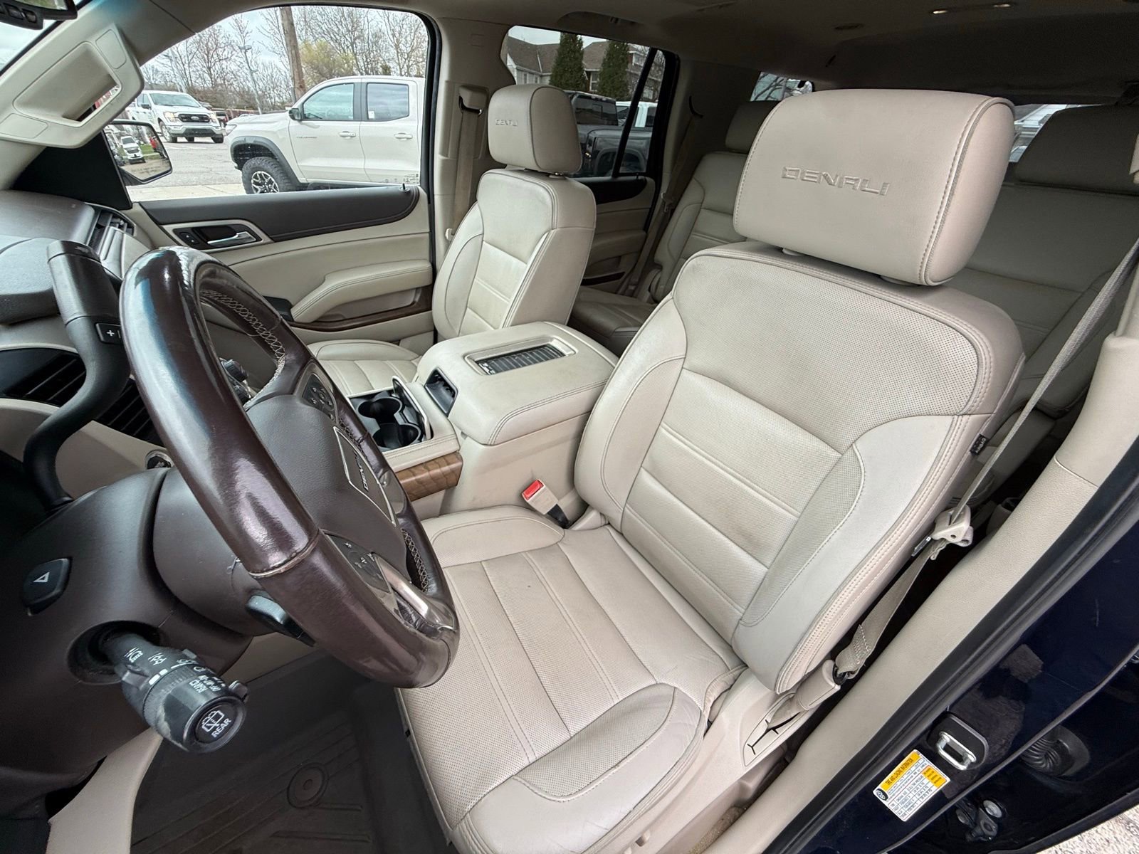 Used 2018 GMC Yukon Denali w/ Open Road Package image 11