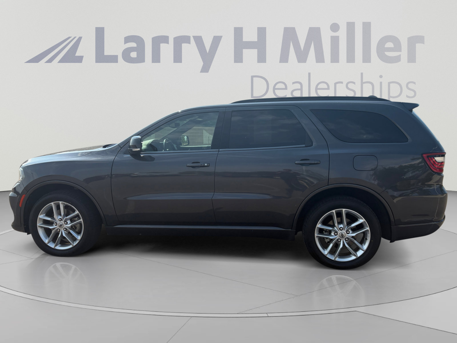 Used 2024 Dodge Durango GT AWD/4WD image 3