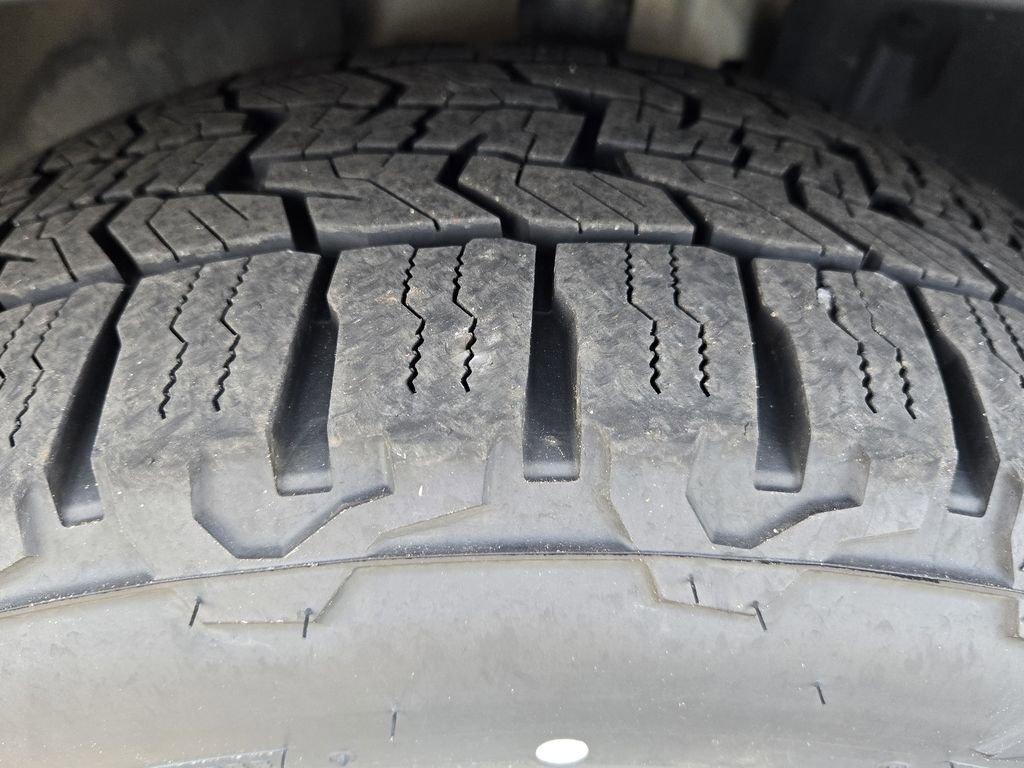 Used 2019 Ford Explorer Sport w/ Equipment Group 401A image 10