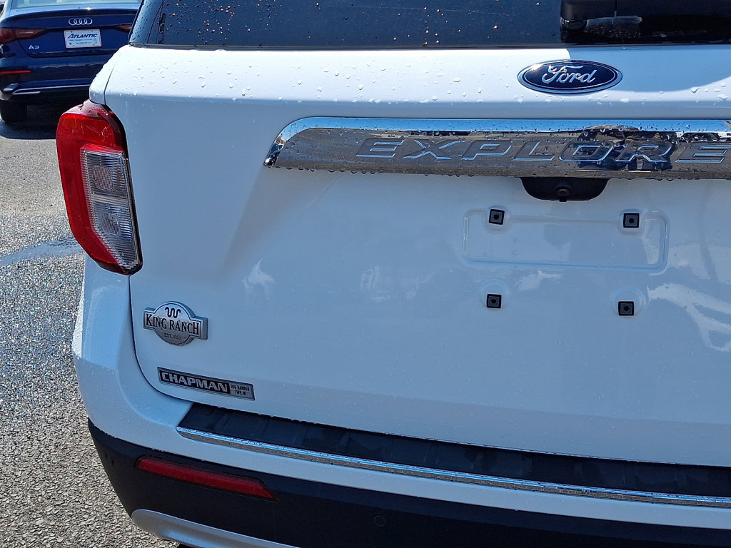 Used 2021 Ford Explorer King Ranch w/ Premium Technology Package AWD/4WD image 17