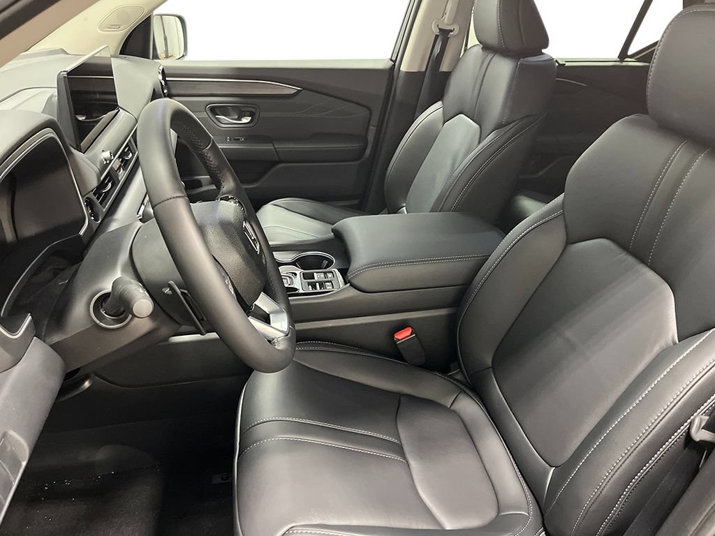 New 2026 Honda Pilot Touring image 13