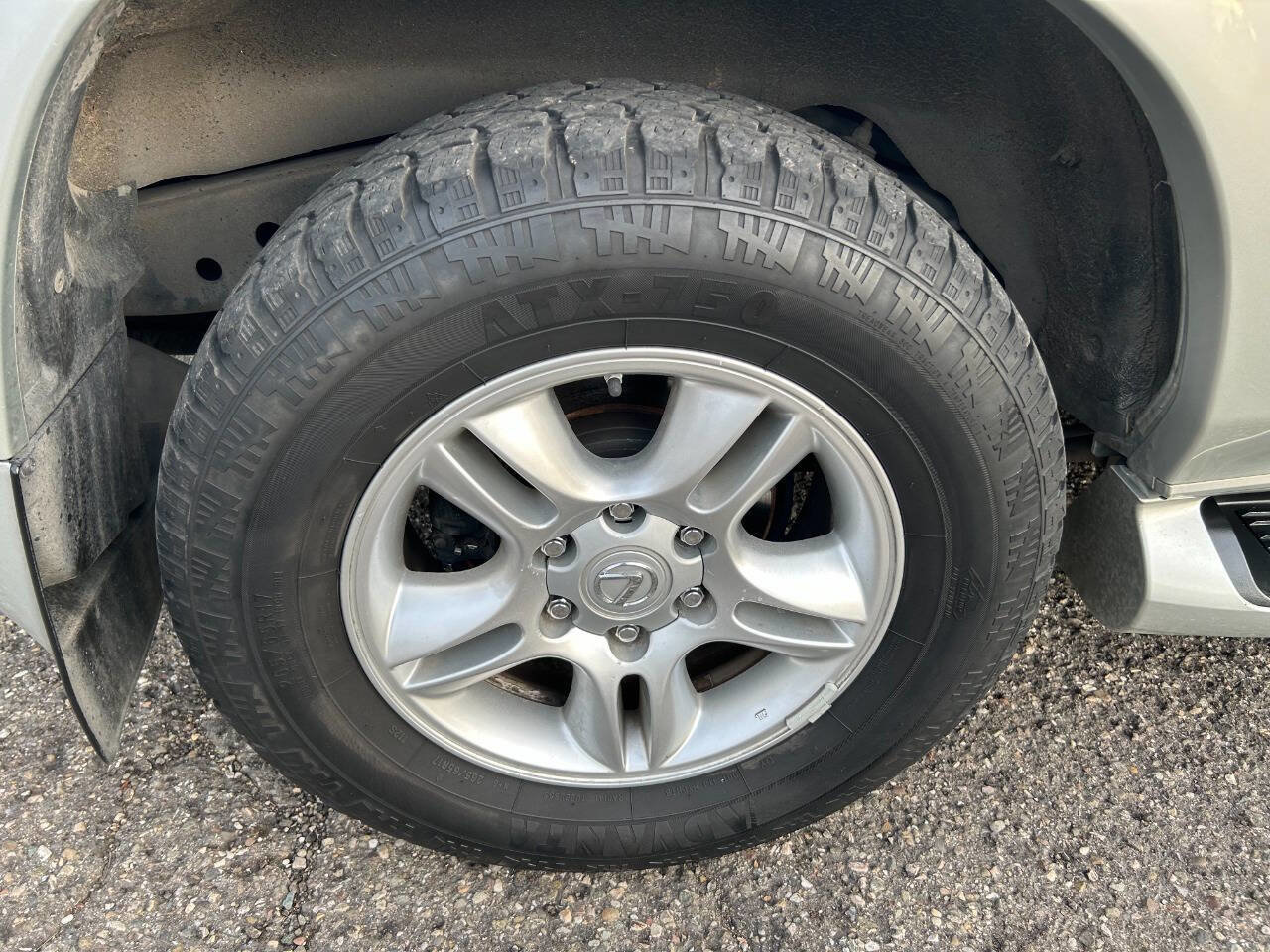 Used 2005 Lexus GX 470 image 46