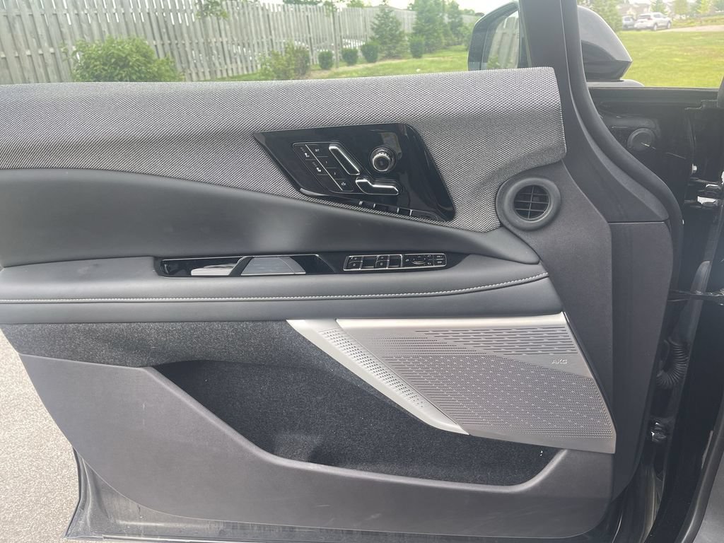 Certified 2025 Cadillac Optiq Sport 1 AWD/4WD image 34