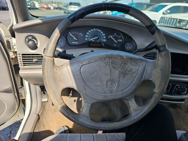 Used 2001 Buick Century Custom w/ Premium Pkg FWD image 10