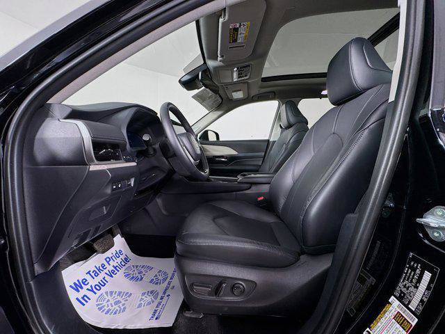 Certified 2025 Toyota Grand Highlander AWD image 21