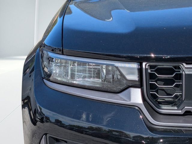 New 2026 Jeep Grand Cherokee Altitude image 9