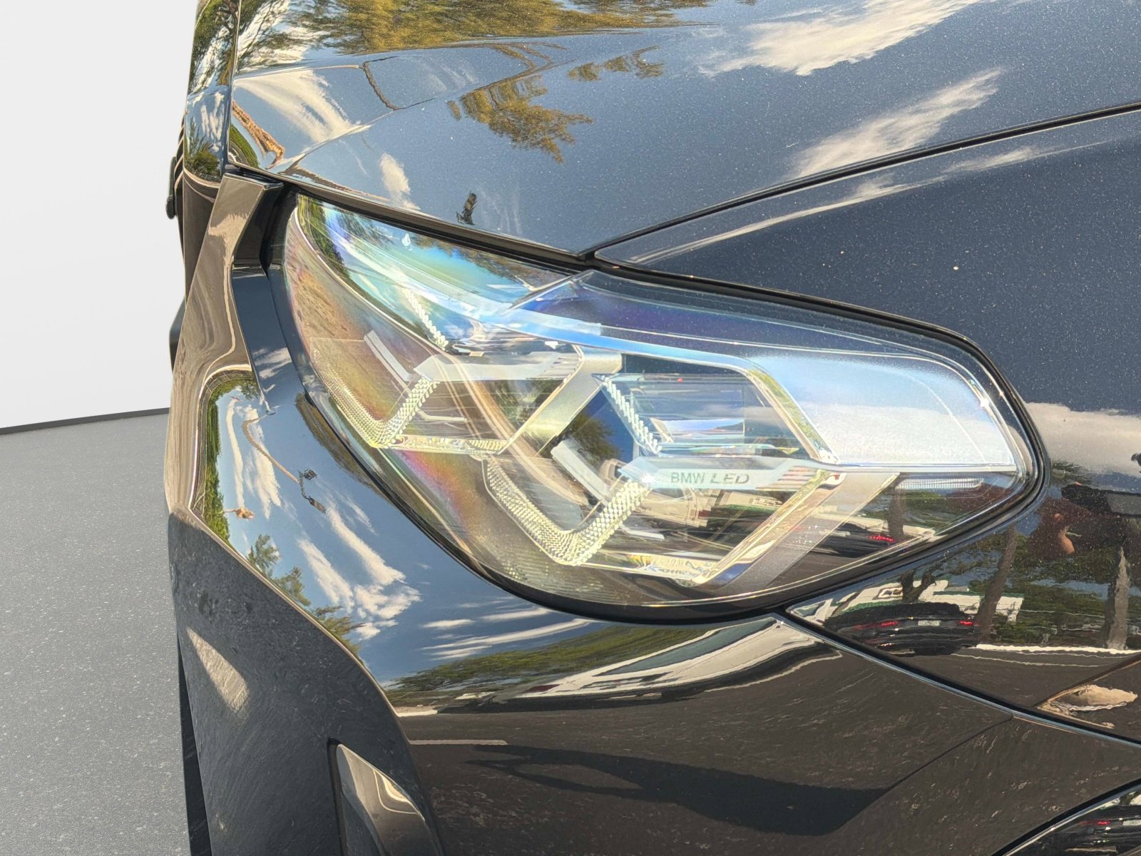 Used 2023 BMW X4 M40i image 10