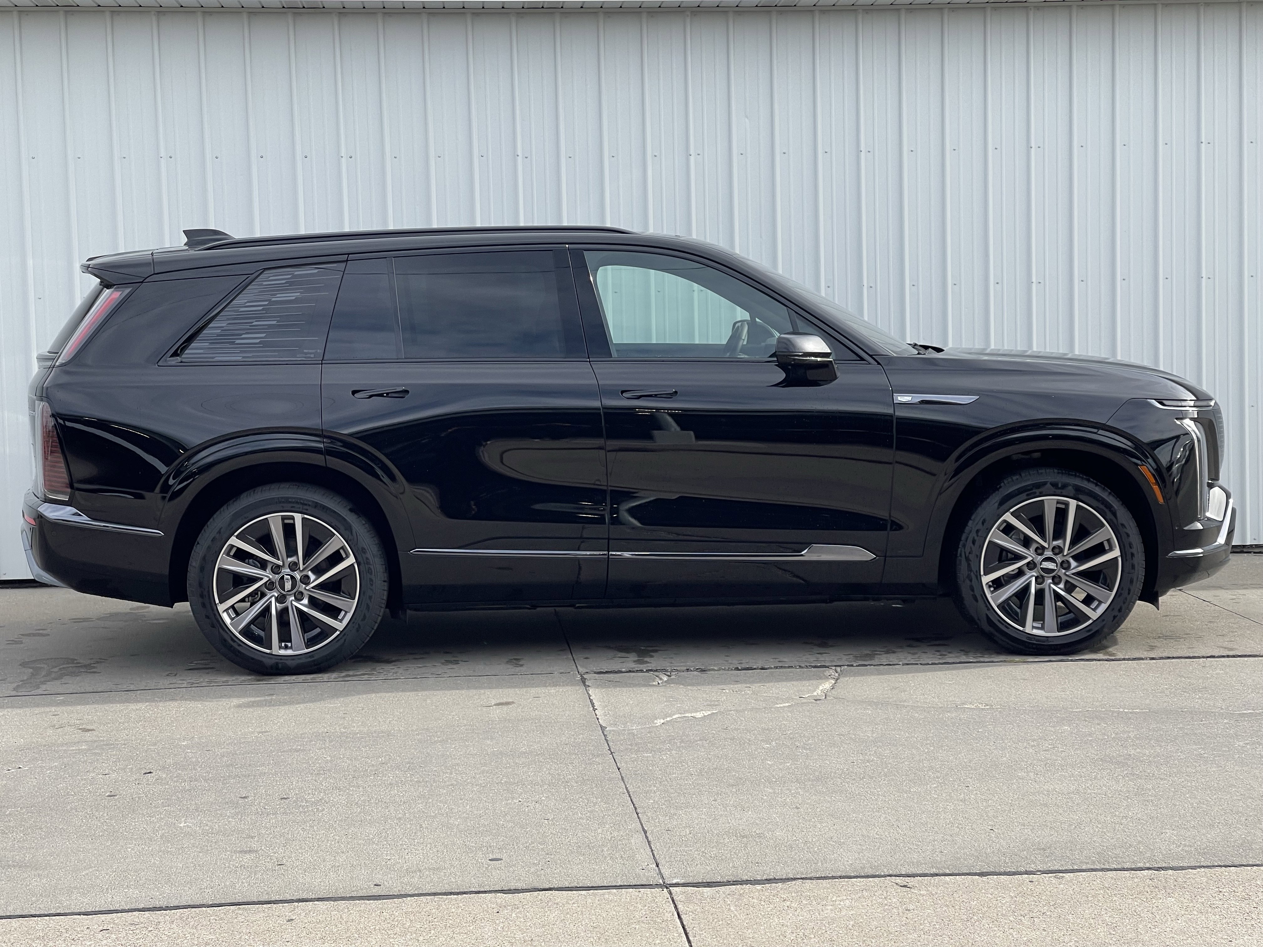 New 2026 Cadillac Vistiq Sport w/ LPO, Floor Liner Package image 17