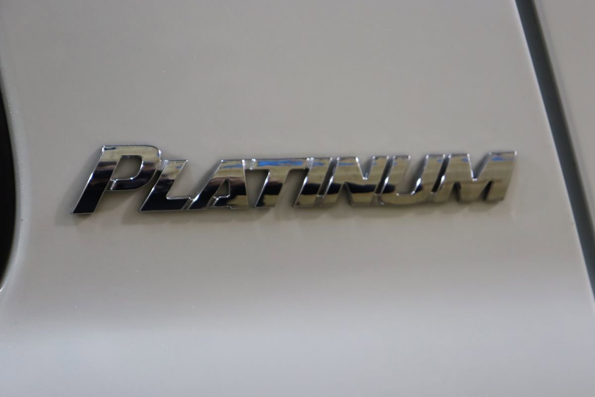 Used 2013 Toyota Sequoia Platinum RWD image 17