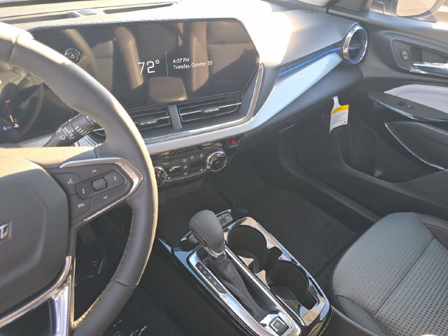 New 2026 Chevrolet Trax LT w/ Driver Confidence Package FWD image 25