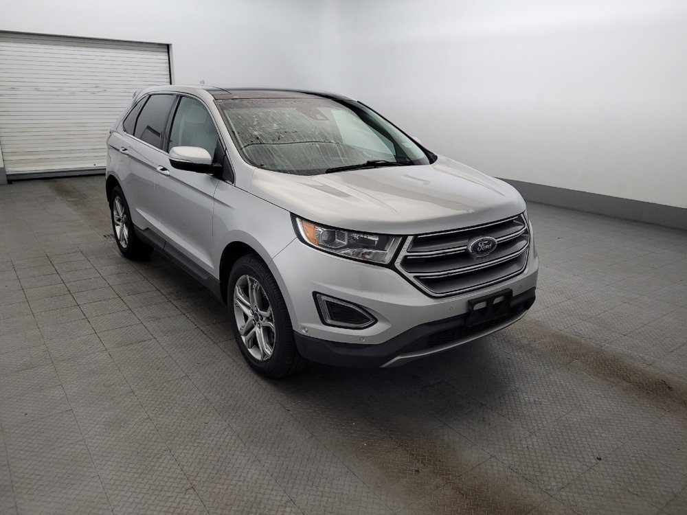 Used 2016 Ford Edge Titanium w/ Equipment Group 302A AWD/4WD image 13