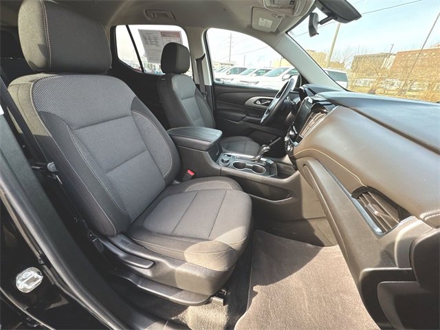 Used 2019 Chevrolet Traverse LT w/ LPO, Blackout Package image 26