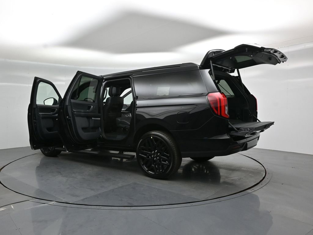 New 2026 Ford Expedition Max Platinum image 33