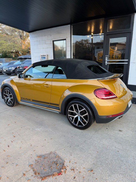 Used 2017 Volkswagen Beetle 1.8T Dune FWD image 2