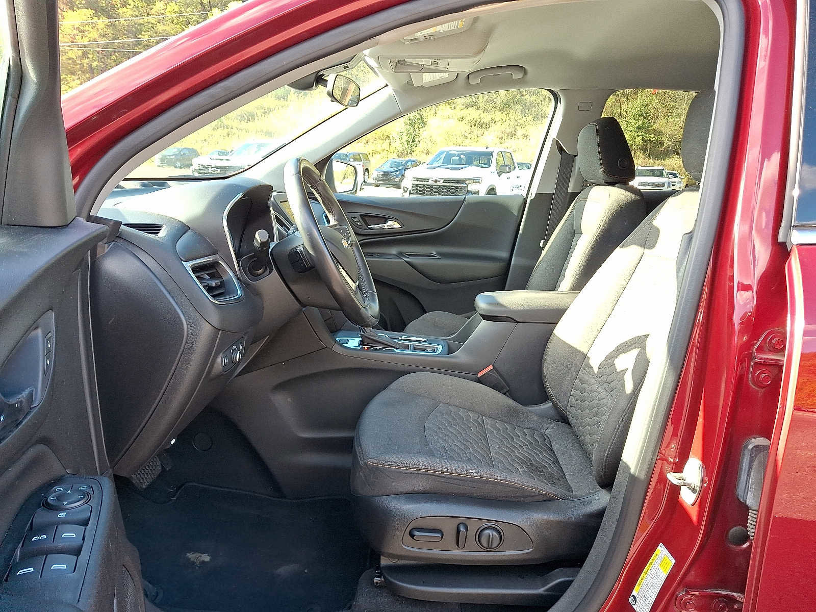 Used 2020 Chevrolet Equinox LT image 15