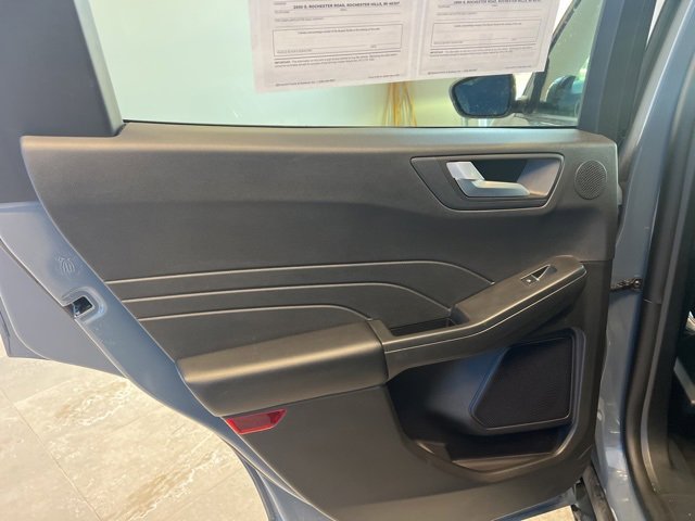 Used 2024 Ford Escape ST-Line Select w/ Tech Pack #2 image 17