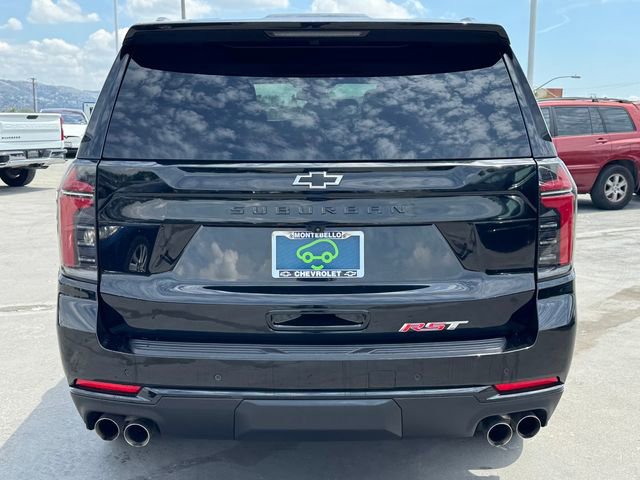 Used 2025 Chevrolet Suburban RST image 4