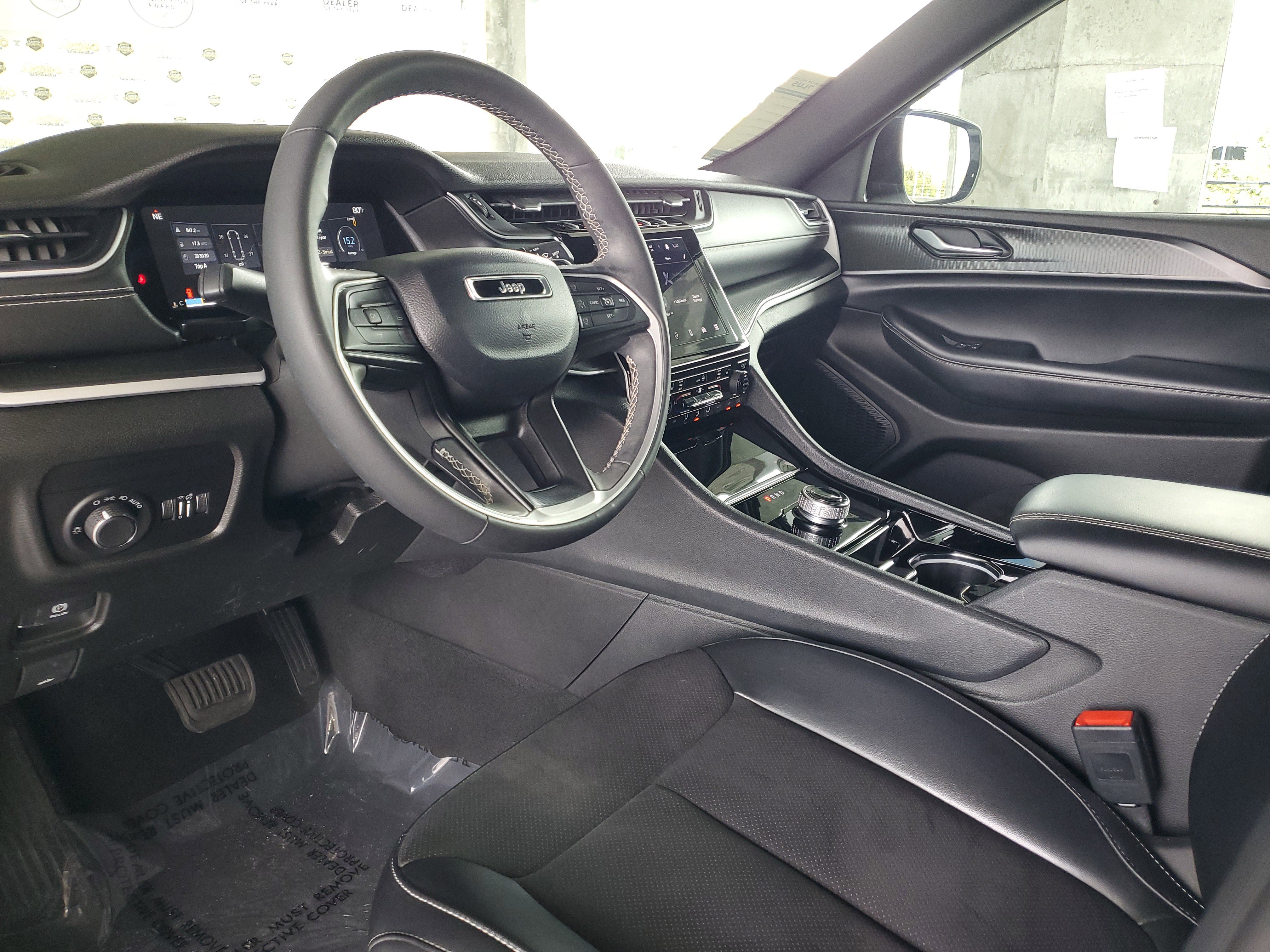 Certified 2023 Jeep Grand Cherokee Altitude RWD image 16