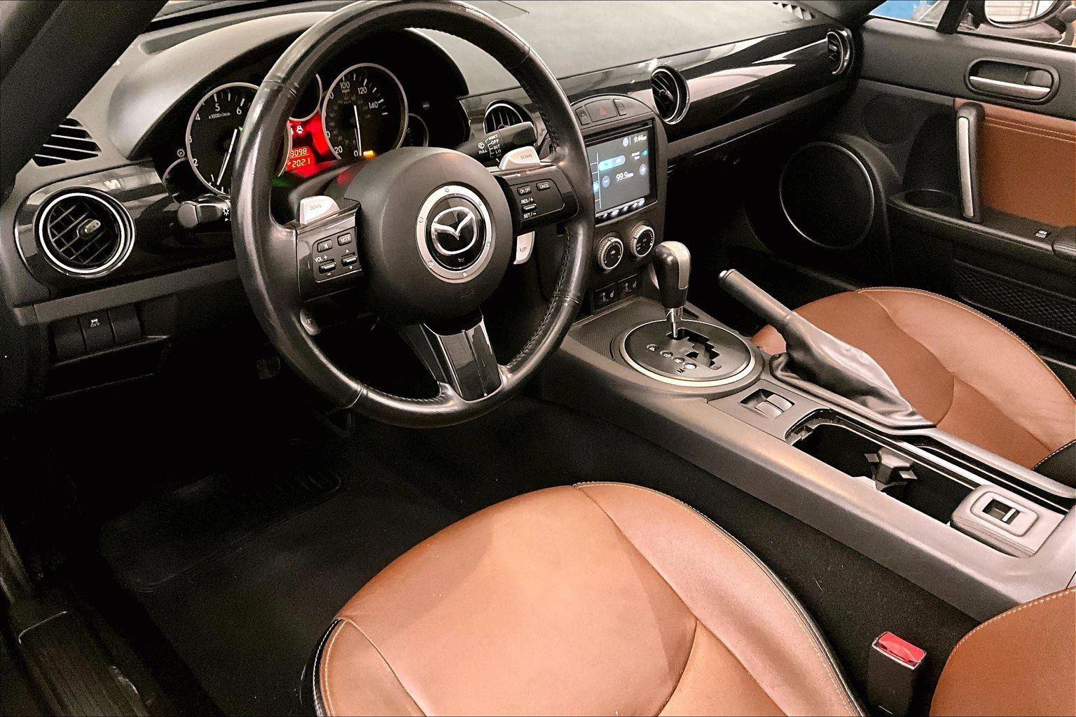 Used 2015 MAZDA MX-5 Miata Grand Touring image 13