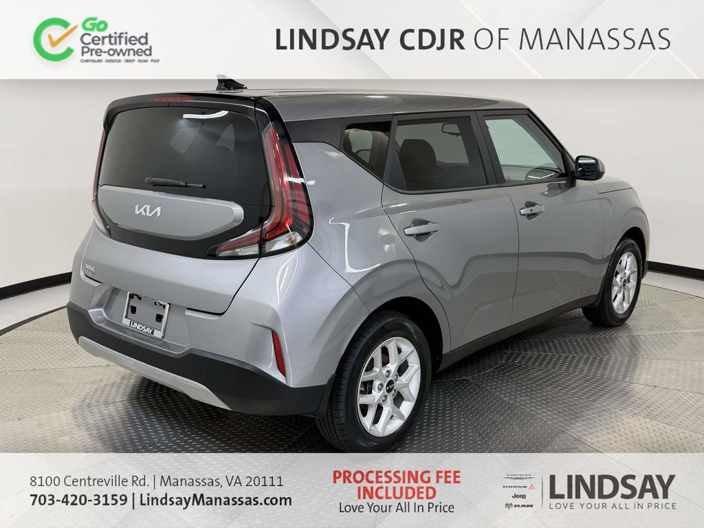 Used 2023 Kia Soul S FWD image 8