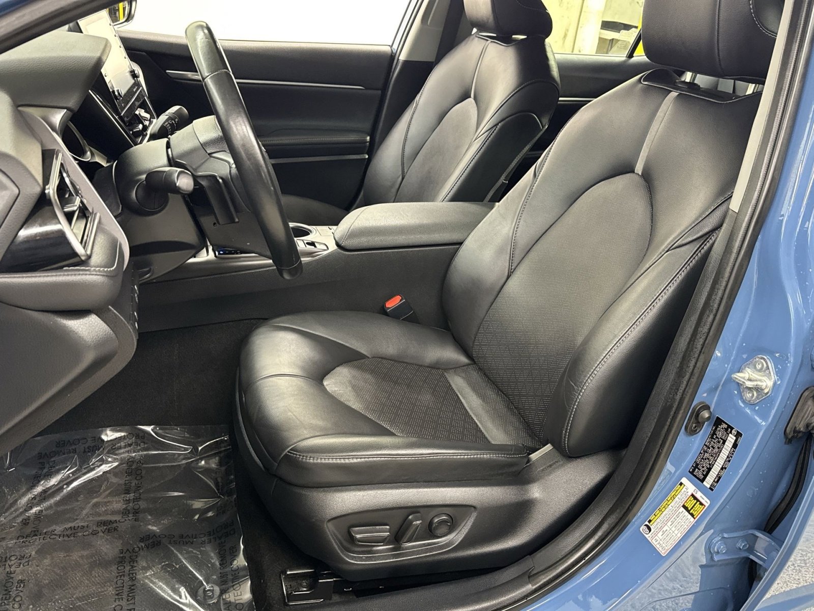 Used 2023 Toyota Camry XSE image 17