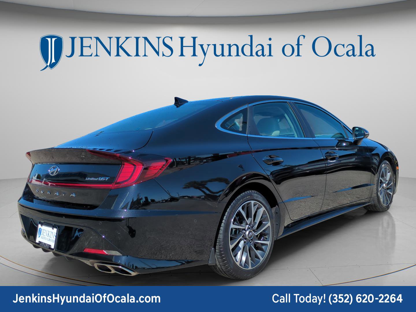 Used 2022 Hyundai Sonata Limited w/ Preferred Accessory Package FWD image 3