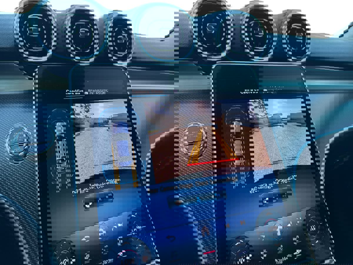 Used 2024 Mercedes-Benz C 300 Sedan image 13