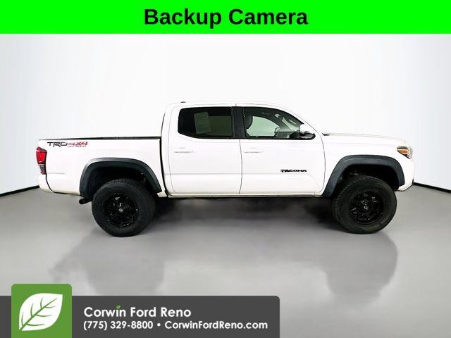 Used 2018 Toyota Tacoma TRD Off-Road AWD/4WD image 8