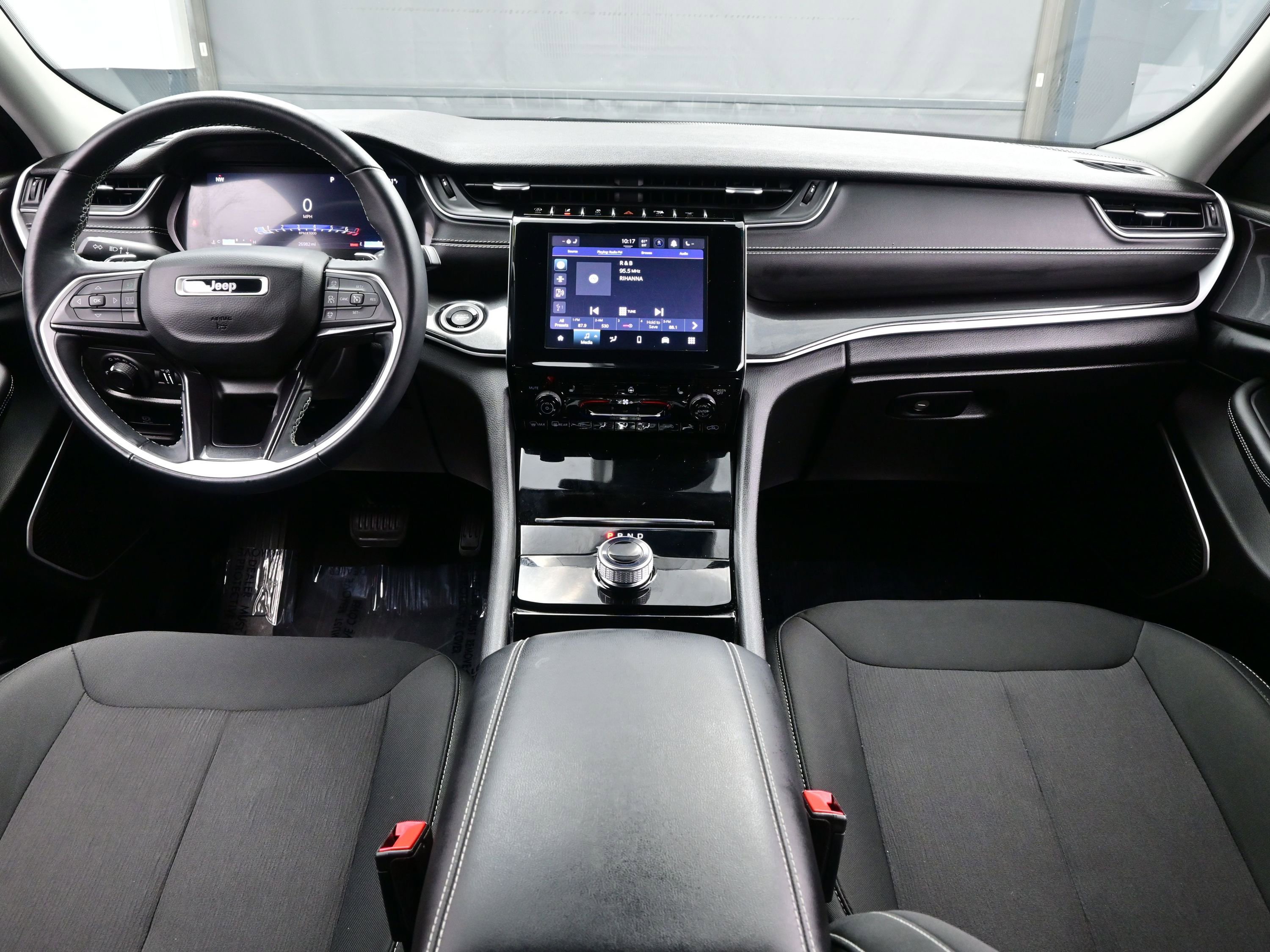 Used 2022 Jeep Grand Cherokee L Laredo w/ Luxury Tech Group I image 19