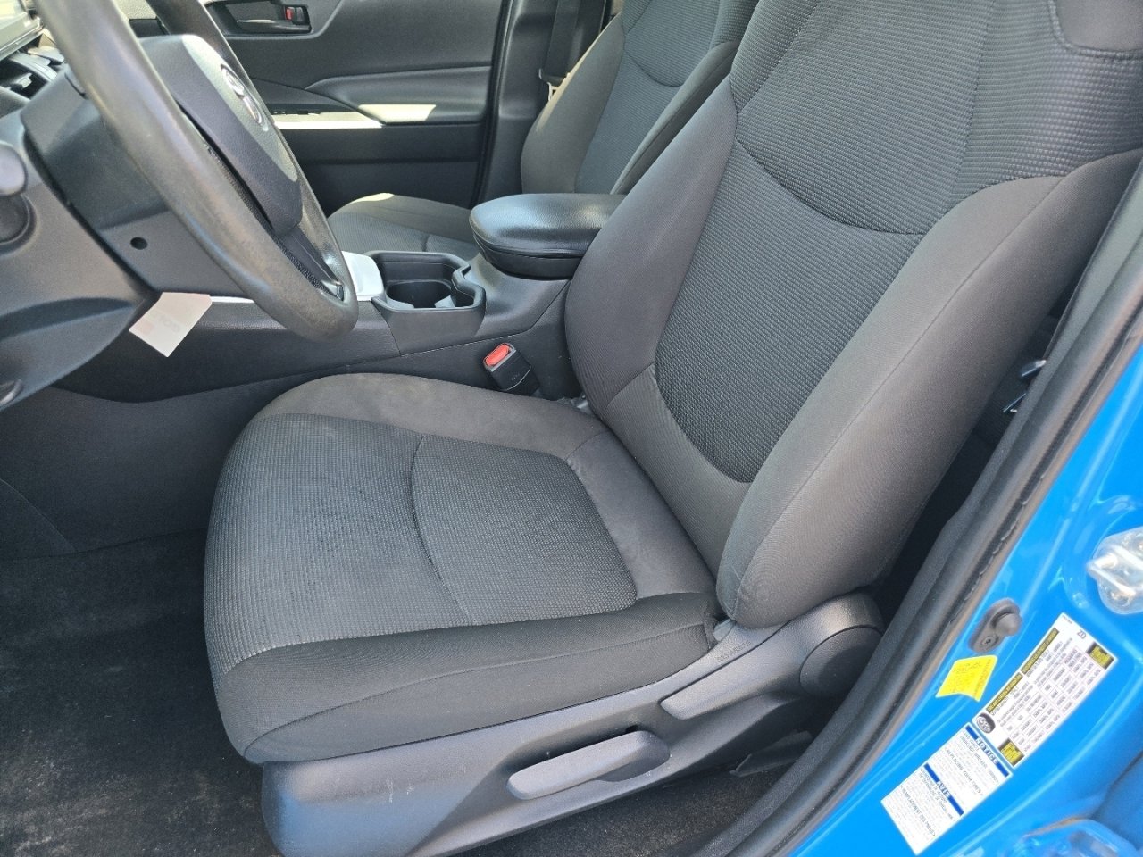 Used 2021 Toyota RAV4 LE AWD/4WD image 21