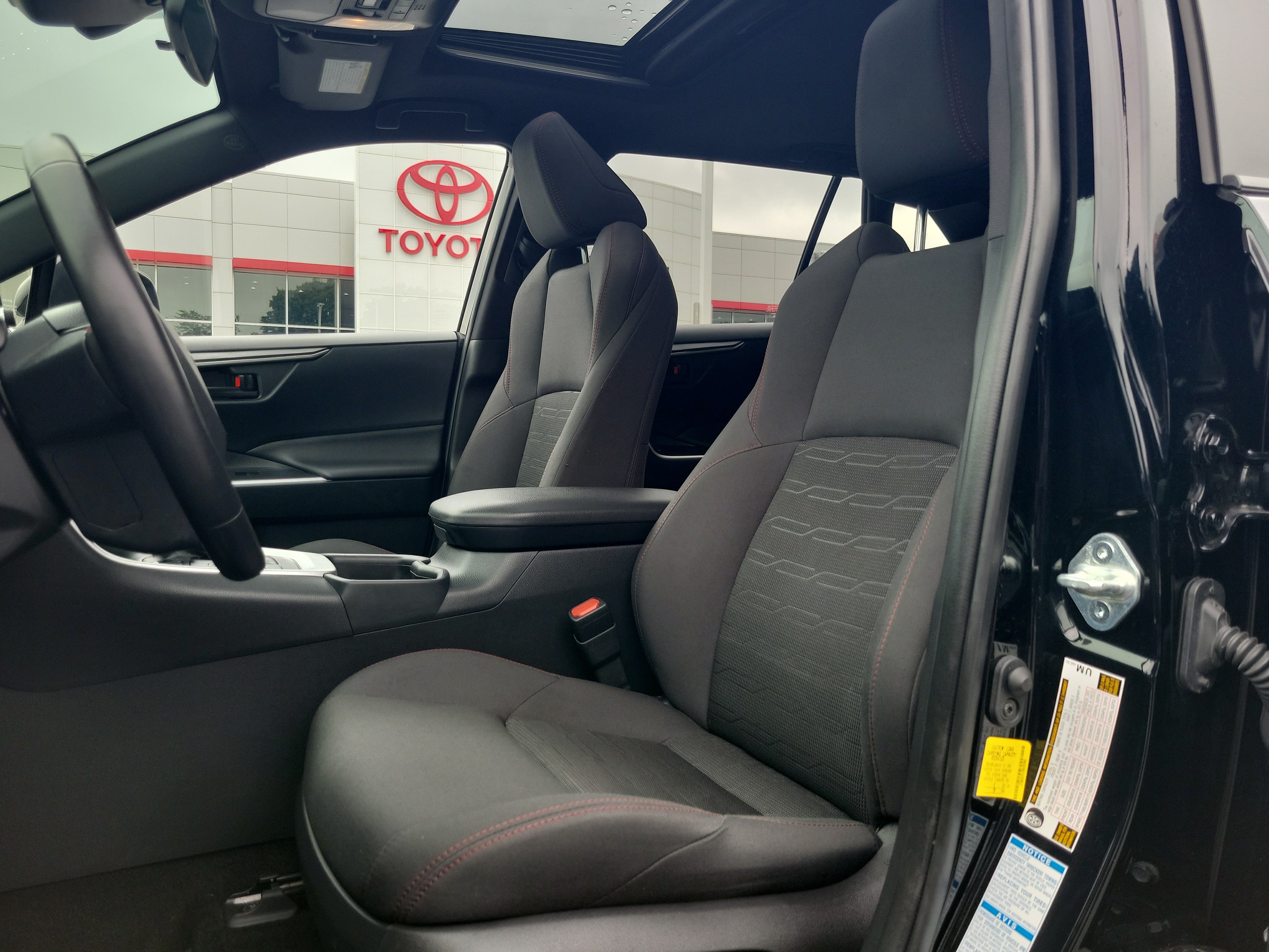 Certified 2021 Toyota RAV4 SE w/ Weather & Moonroof Package AWD/4WD image 22