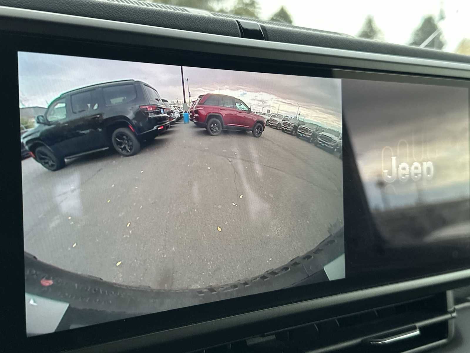 Used 2024 Jeep Wrangler Rubicon image 21